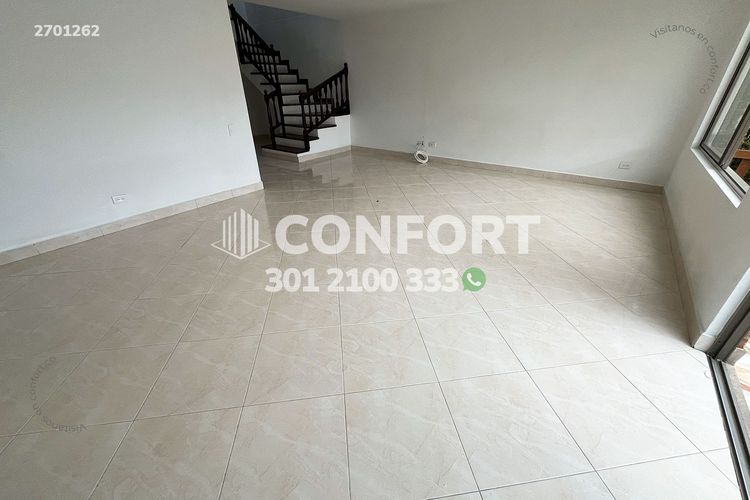 Casa de 3 alcobas en arriendo en Loma Benedictinos, Medellín, 170 m² · foto 2 de 20