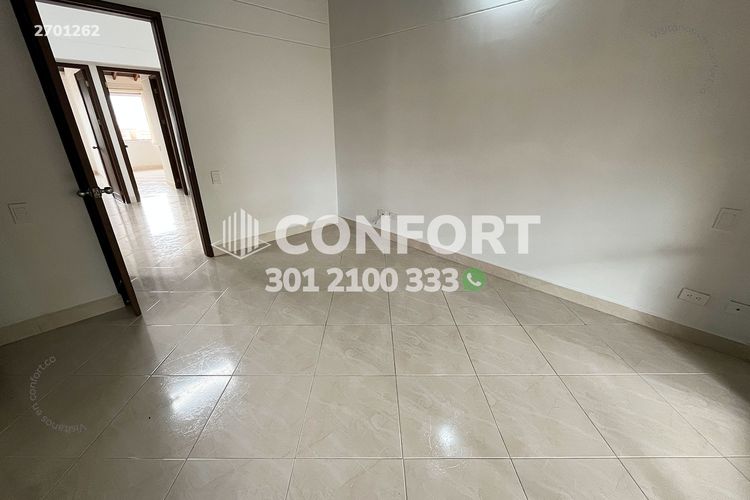 Casa de 3 alcobas en arriendo en Loma Benedictinos, Medellín, 170 m² · foto 12 de 20