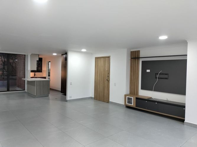 Apartamento de 3 alcobas en arriendo en El Poblado, Medellín, 140 m² · foto 6 de 19