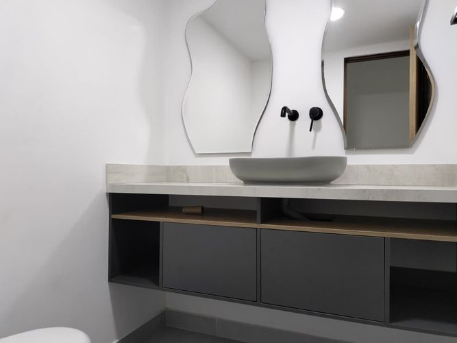 Apartamento de 3 alcobas en arriendo en El Poblado, Medellín, 140 m² · foto 17 de 19