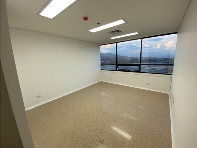 Oficina en venta en Las Vegas, Envigado, 31 m² · foto 3 de 6