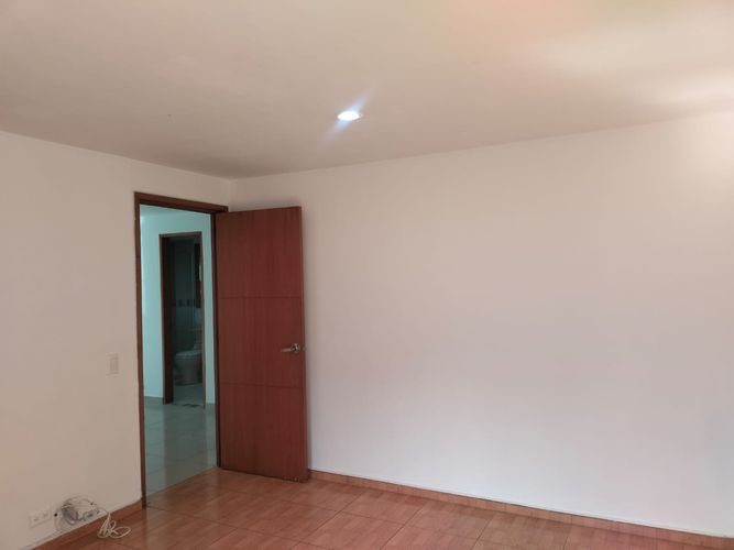 Apartamento de 3 alcobas en arriendo en Alejandría, Medellín, 200 m² · foto 12 de 19