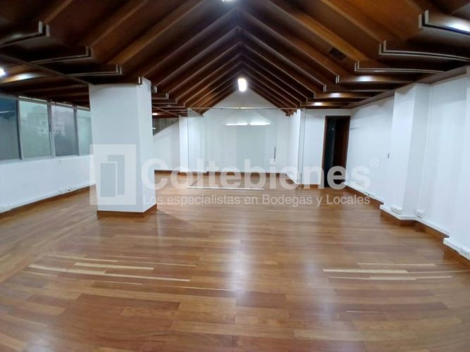 Oficina en arriendo en Santa María De Los Ángeles, Medellín, 98 m² · foto 3 de 15