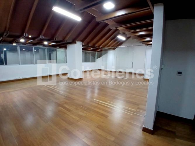Oficina en arriendo en Santa María De Los Ángeles, Medellín, 98 m² · foto 6 de 15