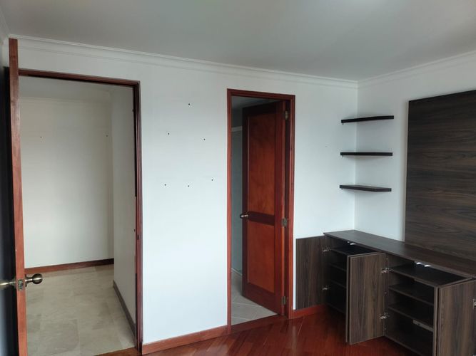 Apartamento de 3 alcobas en arriendo en El Poblado, Medellín, 160 m² · foto 14 de 18