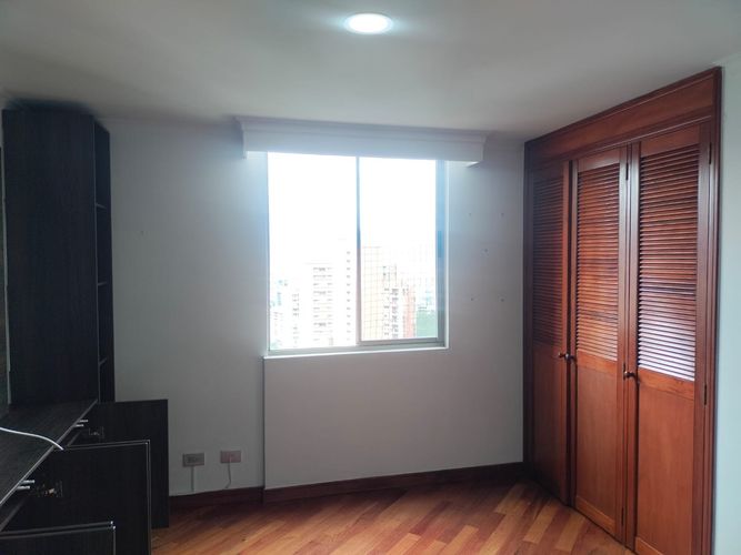 Apartamento de 3 alcobas en arriendo en El Poblado, Medellín, 160 m² · foto 15 de 18