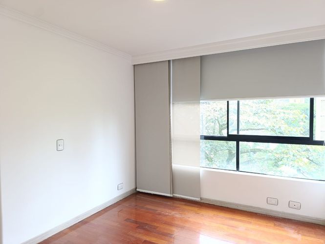 Apartamento de 3 alcobas en arriendo en El Poblado, Medellín, 135 m² · foto 5 de 19