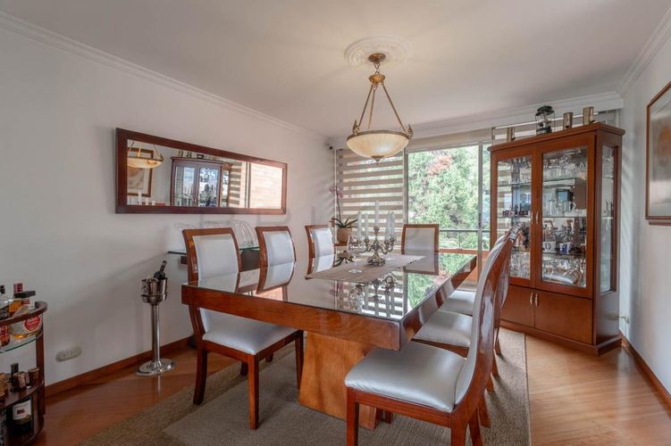 Apartamento de 5 alcobas en venta en Colina Campestre, Bogotá, 285 m² · foto 3 de 24