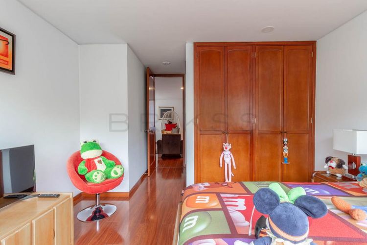 Apartamento de 5 alcobas en venta en Colina Campestre, Bogotá, 285 m² · foto 15 de 24