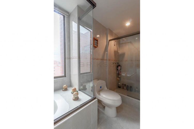 Apartamento de 5 alcobas en venta en Colina Campestre, Bogotá, 285 m² · foto 17 de 24