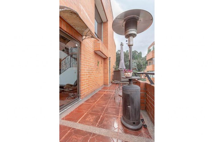 Apartamento de 5 alcobas en venta en Colina Campestre, Bogotá, 285 m² · foto 23 de 24