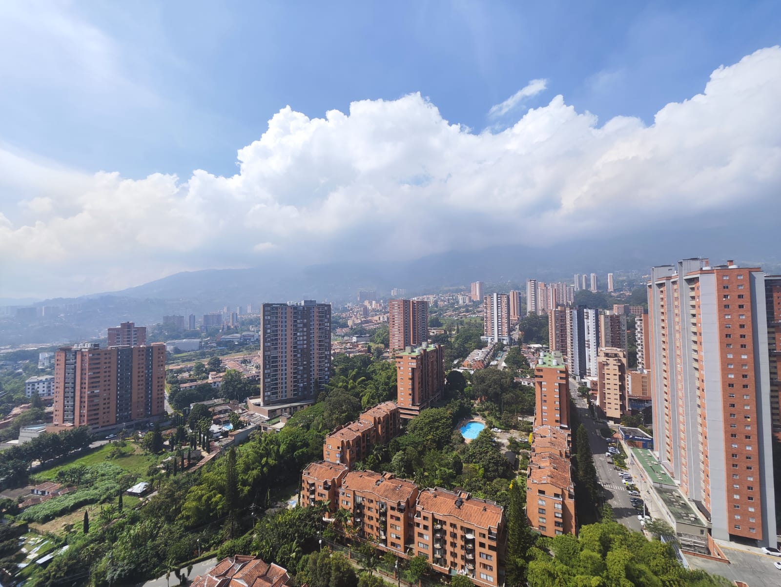 3BR Apartment in Suramerica (87 m²)