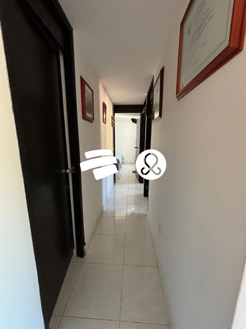 Apartamento de 3 alcobas en venta en La Maria, Copacabana, 75 m² · foto 3 de 19