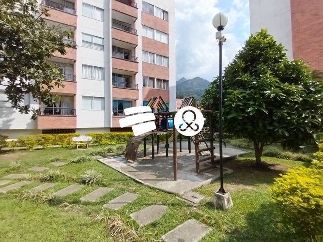Apartamento de 3 alcobas en venta en La Maria, Copacabana, 75 m² · foto 16 de 19