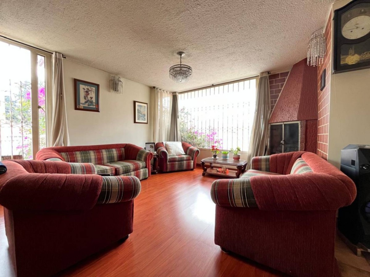 Casa en venta en Alhambra, Bogotá · foto 5 de 24
