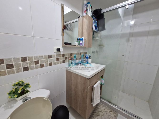 Apartamento de 3 alcobas en venta en Ricaurte, 69 m² · foto 10 de 23