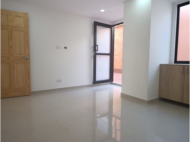 Apartamento de 3 alcobas en venta en La Almeria, Medellín, 175 m² · foto 15 de 22