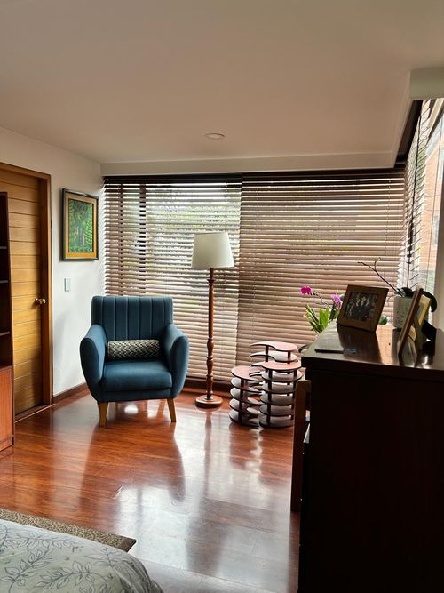 Apartamento de 3 alcobas en venta en Chicó Navarra, Bogotá, 147 m² · foto 3 de 24