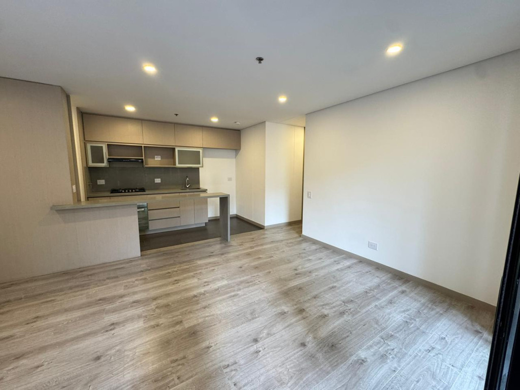 Apartamento en venta en Altos del poblado, Medellín [No disponible] 5