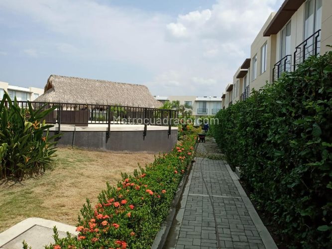 Casa de 3 alcobas en venta en Ricaurte, 90 m² · foto 9 de 16