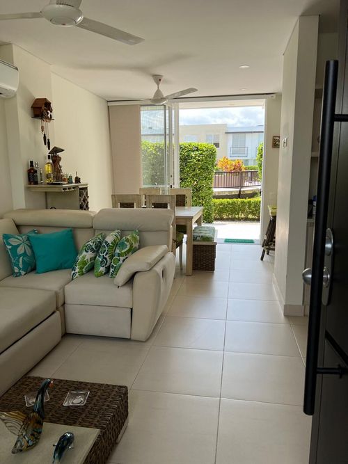Casa de 3 alcobas en venta en Ricaurte, 90 m² · foto 11 de 20
