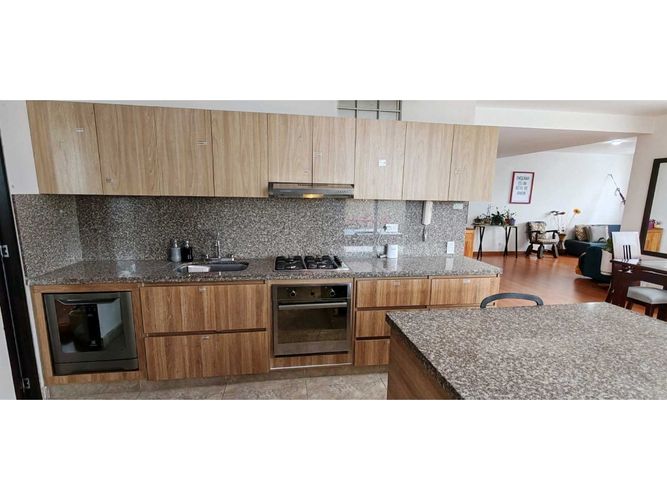 Apartamento de 4 alcobas en venta en Teusaquillo, Bogotá, 168 m² · foto 4 de 20