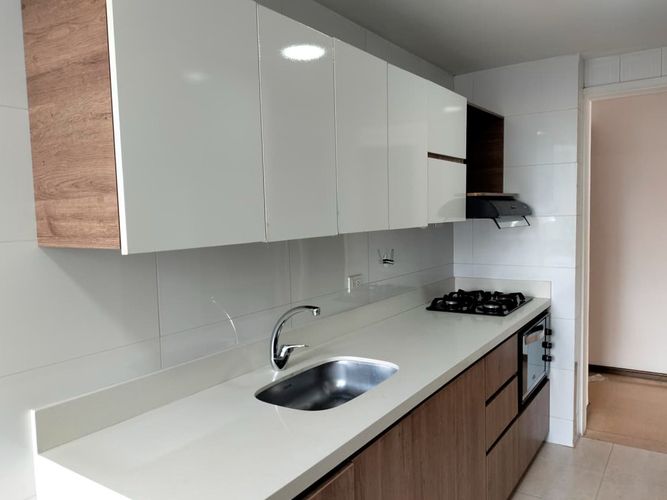 Apartamento de 3 alcobas en arriendo en El Poblado, Medellín, 125 m² · foto 5 de 14