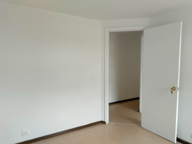 Apartamento de 3 alcobas en arriendo en El Poblado, Medellín, 125 m² · foto 12 de 14