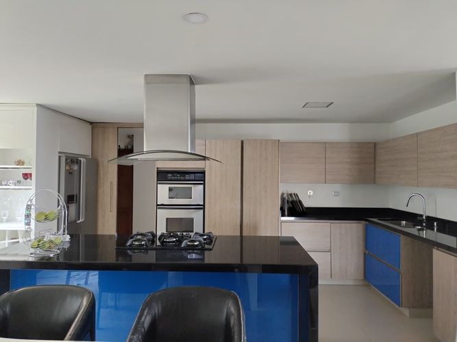 Apartamento de 1 alcoba en venta en El Poblado, Medellín, 227 m² · foto 8 de 19