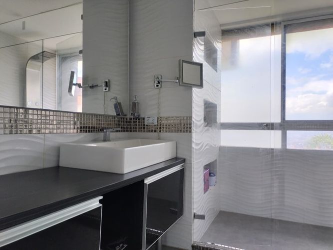 Apartamento de 1 alcoba en venta en El Poblado, Medellín, 227 m² · foto 19 de 19