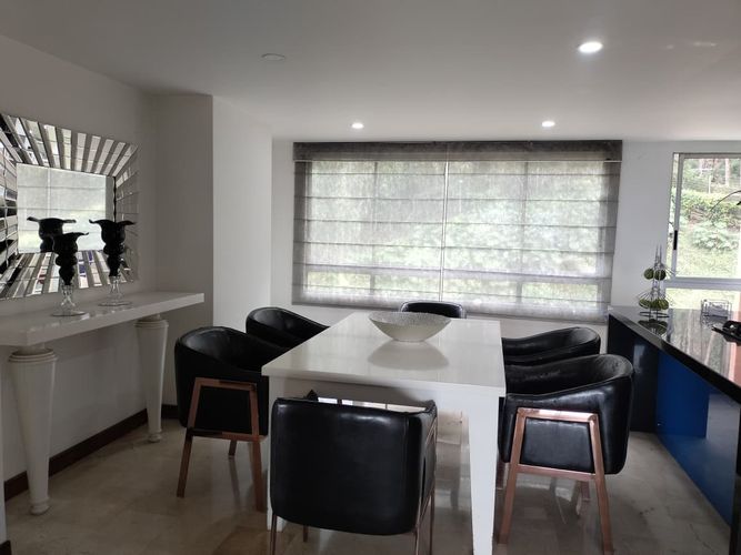 Apartamento de 1 alcoba en venta en El Poblado, Medellín, 227 m² · foto 9 de 19