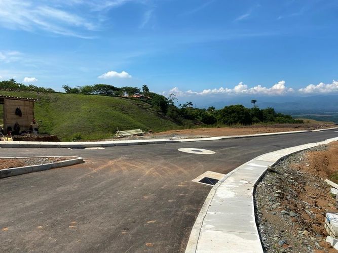 Lote en venta en Cerritos, Pereira, 11025 m² · foto 9 de 13