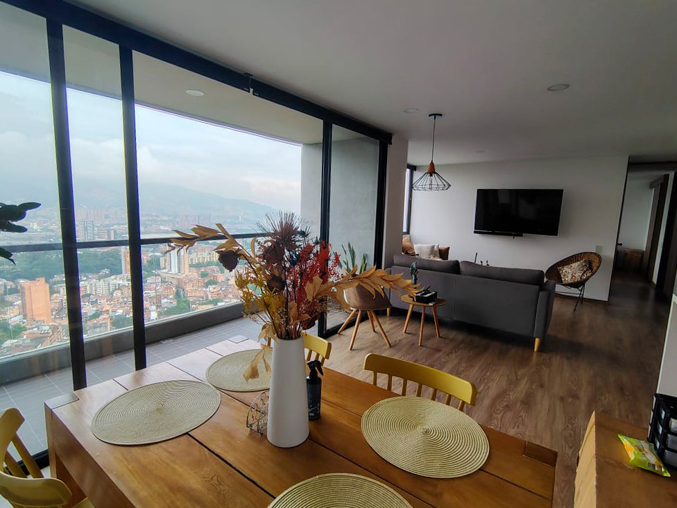 Apartamento en venta en Vallano, Envigado · foto 3 de 18
