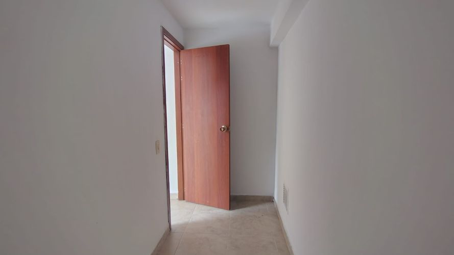 Local en venta en Comuneros, Bucaramanga, 47 m² · foto 14 de 16