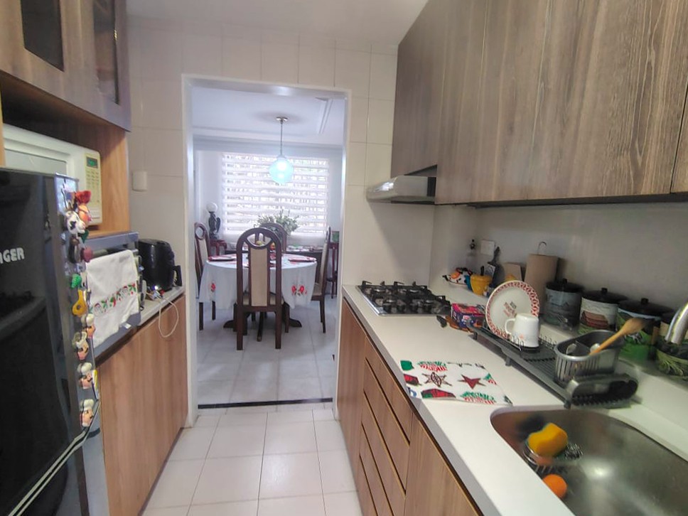 Apartamento en venta en El Poblado, Medellín · foto 5 de 17