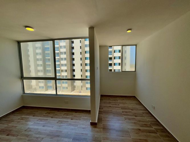 Apartamento de 2 alcobas en venta en Atlántico, 57 m² · foto 2 de 14
