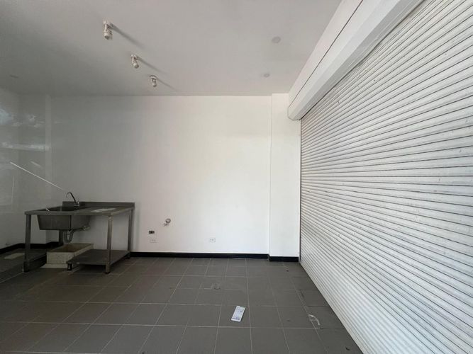 Local en arriendo en Escobero, Envigado, 30 m² · foto 2 de 6