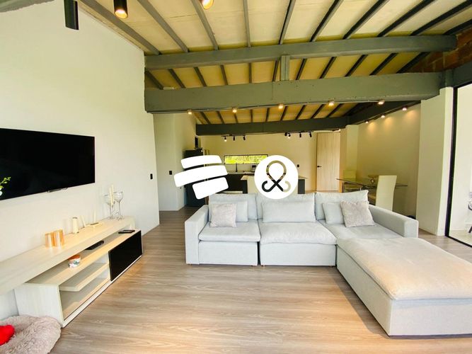 Casa de 6 alcobas en venta en La Aldea, La Estrella, 444 m² · foto 2 de 18