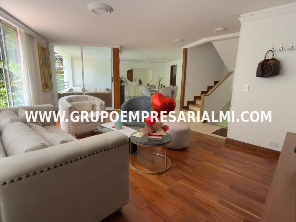 Apartaestudio en venta en El Poblado, Medellín 2