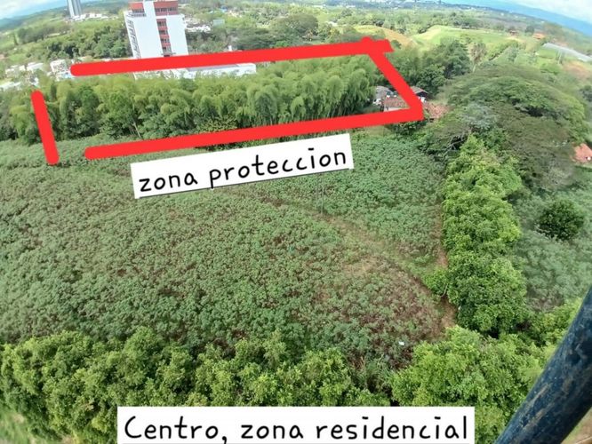 Lote en venta en Cerritos, Pereira, 35000 m² · foto 2 de 4