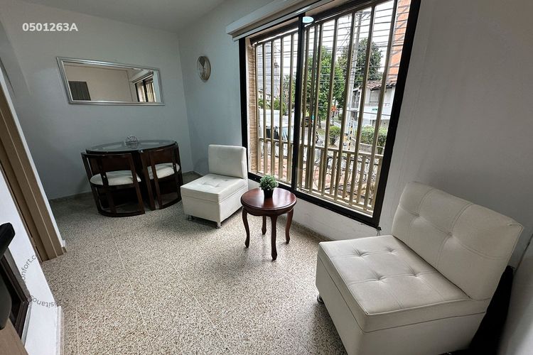 Apartamento de 1 alcoba en arriendo en Laureles, Medellín, 40 m² · foto 2 de 16