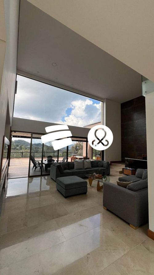 Casa de 4 alcobas en venta en Zona Centro, Envigado · foto 7 de 24