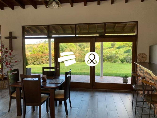 Casa de 4 alcobas en venta en Zona Centro, Envigado · foto 16 de 24