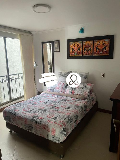 Casa de 5 alcobas en venta en Entreamigos, Sabaneta, 380 m² · foto 10 de 12
