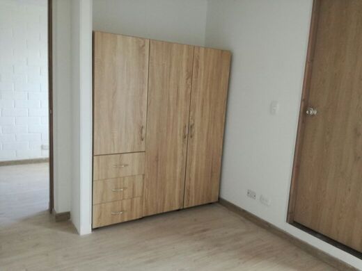 Apartamento en venta en Centro, La Calera · foto 5 de 15