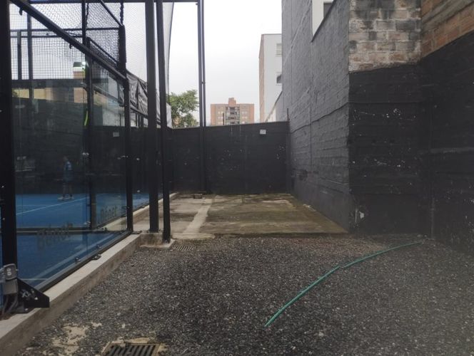 Local en arriendo en Los Colores, Medellín, 9 m² · foto 7 de 12