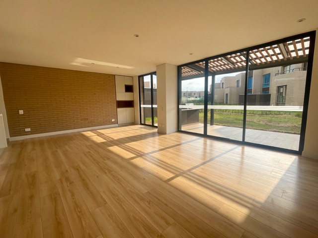 House for rent in Rincon de samaria, Chía