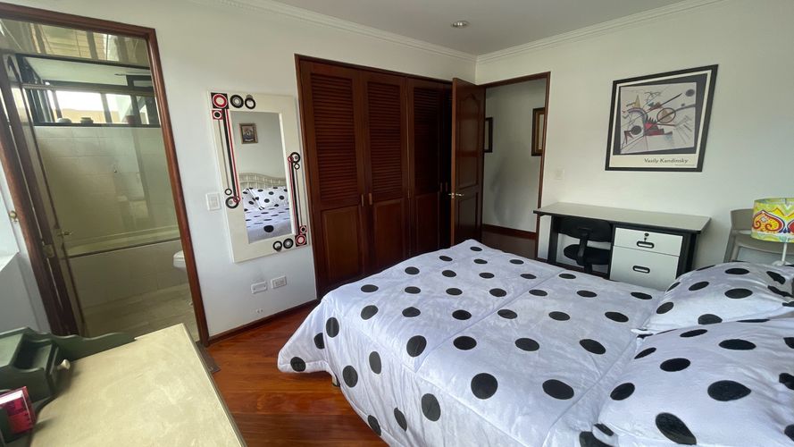 Apartamento en venta en Santa Barbara, Bogotá · foto 17 de 24