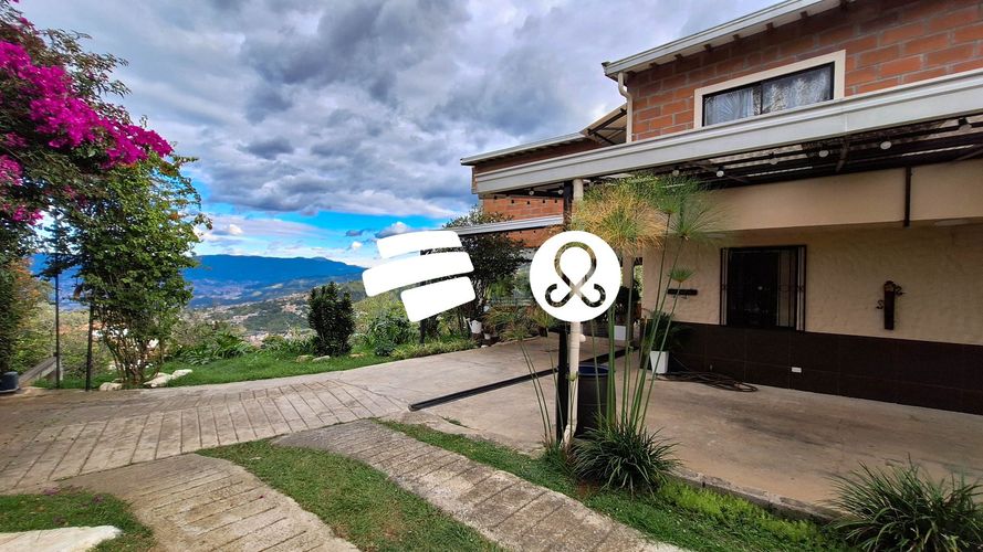 Casa de 8 alcobas en venta en San Cristobal, Medellín, 1580 m² · foto 9 de 24