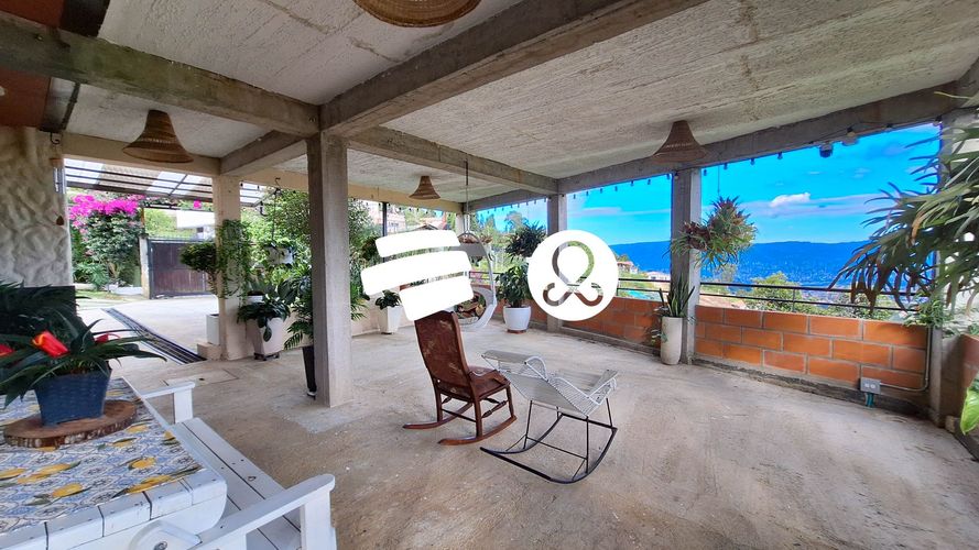 Casa de 8 alcobas en venta en San Cristobal, Medellín, 1580 m² · foto 14 de 24